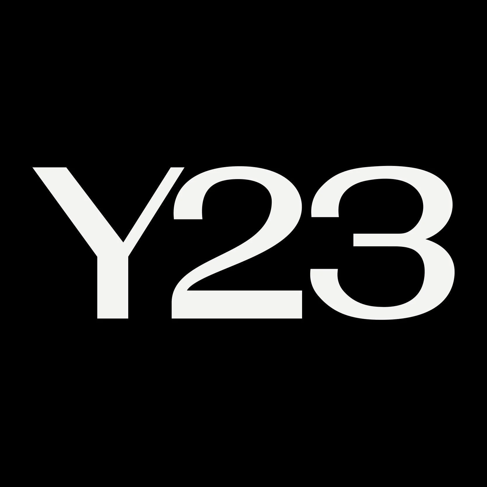 Ylang23